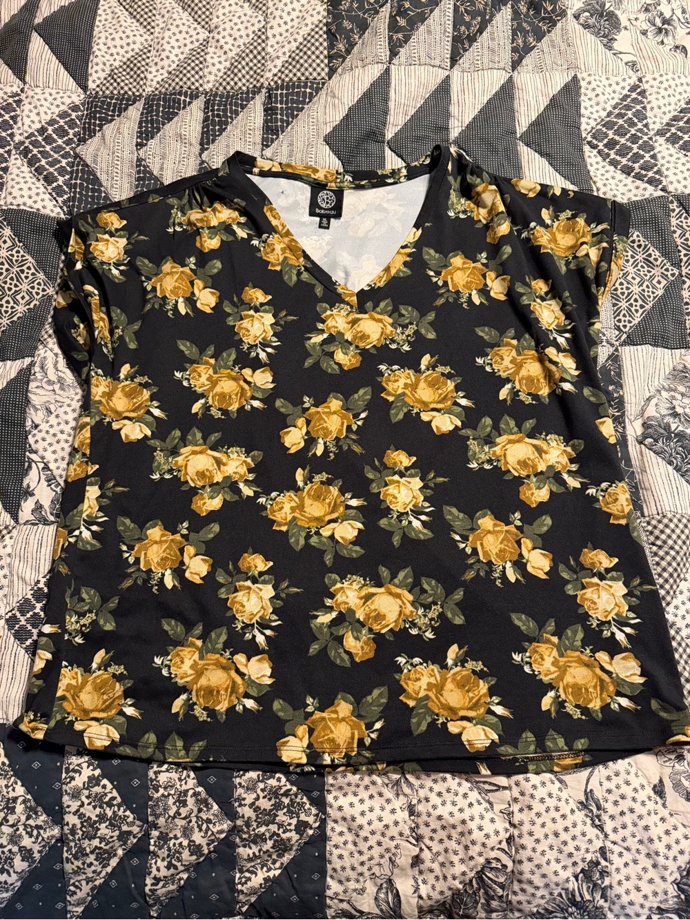Black and Gold Rose Print V-Neck Top